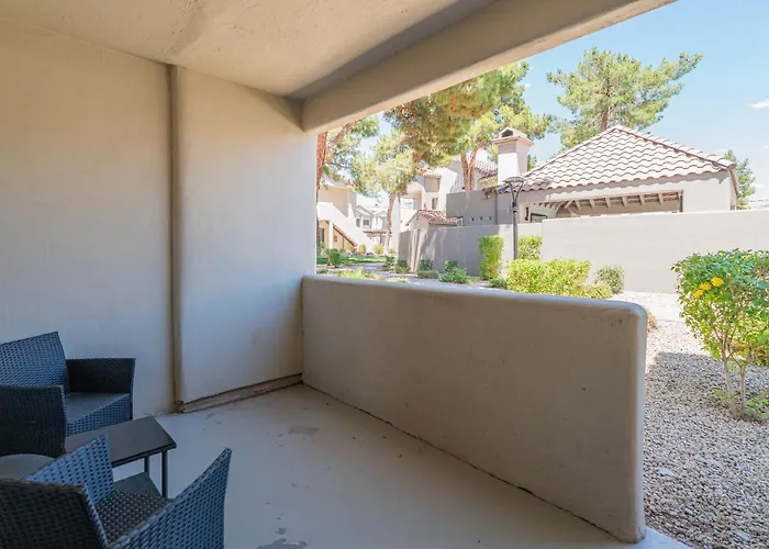 Princess Dr Retreat Pool Balcony Parking Wd Wifi Apartament