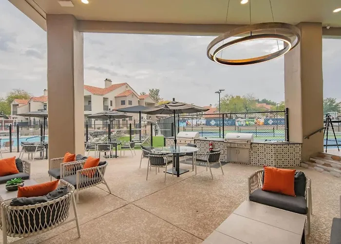 Princess Dr Retreat Pool Balcony Parking Wd Wifi *